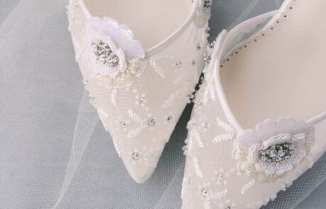 BellaBelleNorahwhitefloralpumpswithanklestrap 1000x